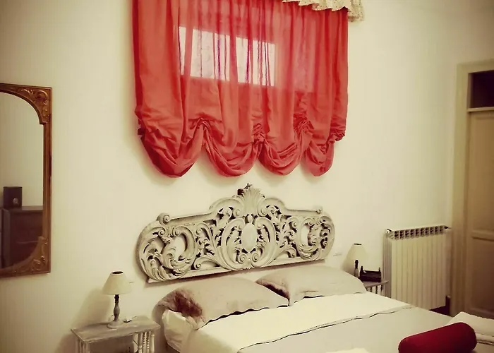 Le Rose Del Viale ゲストハウス 4*
